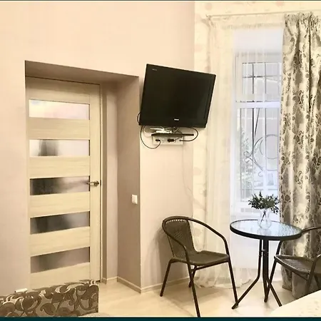 з тихим двориком * Lviv